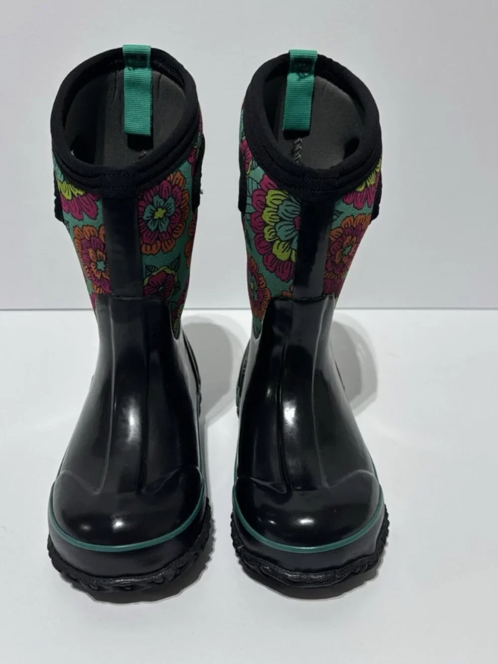Bogs Kids’ Classic Pansies Black Multi Rain Boots, Girls’ Size 13 M